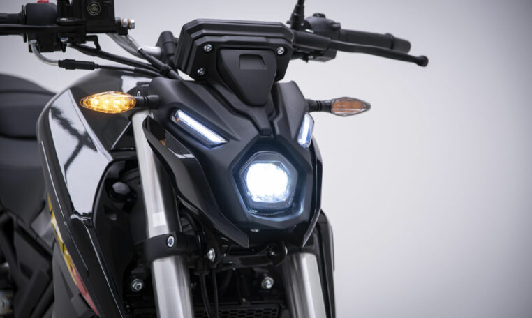 125r99